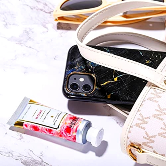 Nicole Miller Hand Cream Collection NWT - Picture 5 of 13